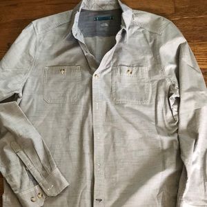 Men’s North Face Shirt